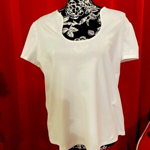 Lafayette 148 scoop neck classic white tee